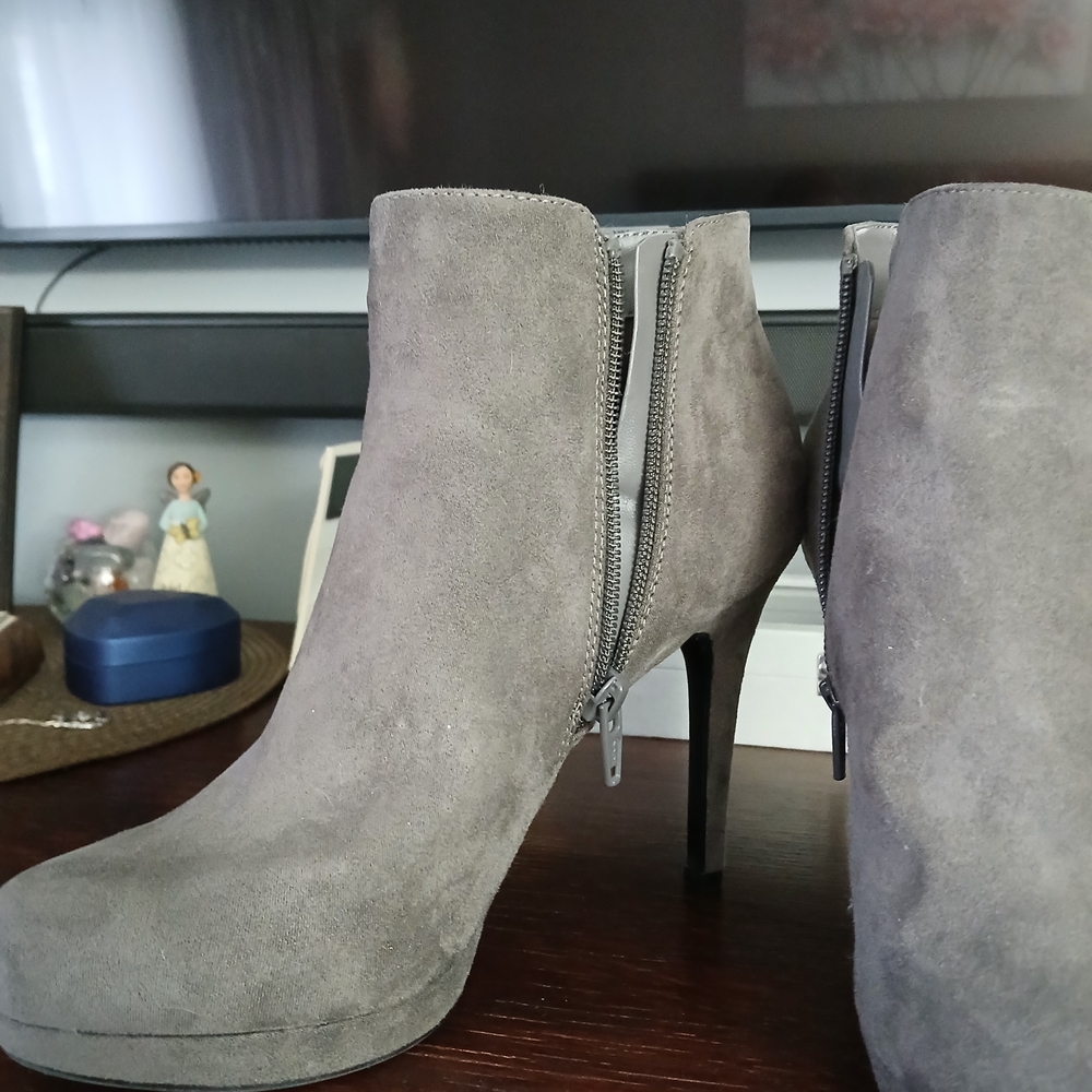 Apt. 9 Taupe Suede Heeled Boots